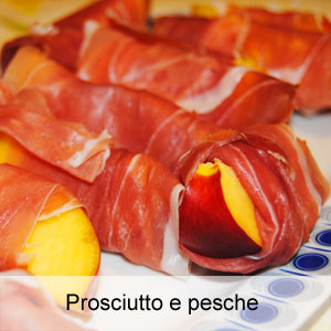 ricetta prosciutto crudo e pesche noci