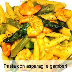 ricetta pasta con asparagi e gamberi