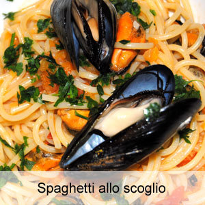 la ricetta originale degli spaghetti allo scoglio con le cozze