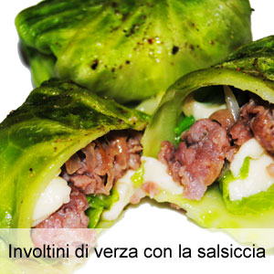 ricetta involtini di verza con salsiccia e mozzarella